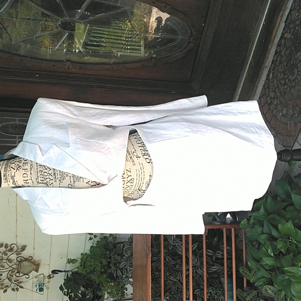 Women's cute white linen mini dress by Stella Dallas NWT.  Size L